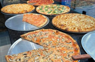 Profitable SWFL Pizza Shop – $162k Owner-Operator Potential - Turnkey
